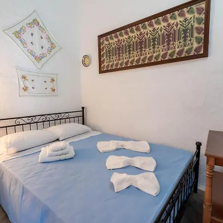 Ferienhaus Ftieni Traditional House *