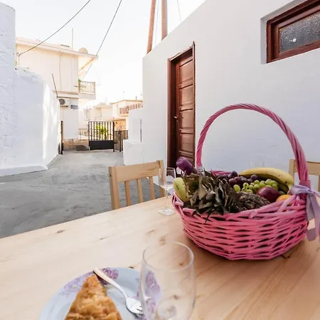 Ftieni Traditional House Ferienhaus Afandou