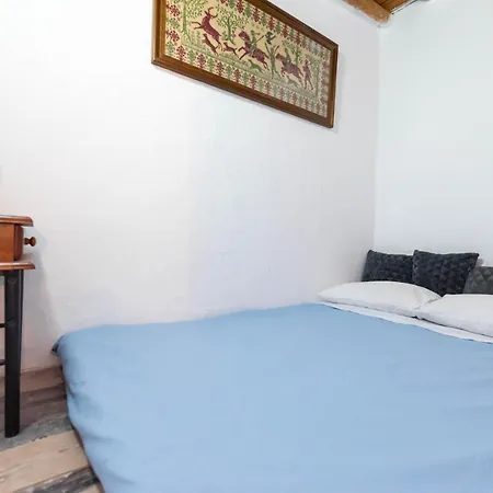 Ftieni Traditional House Afantou